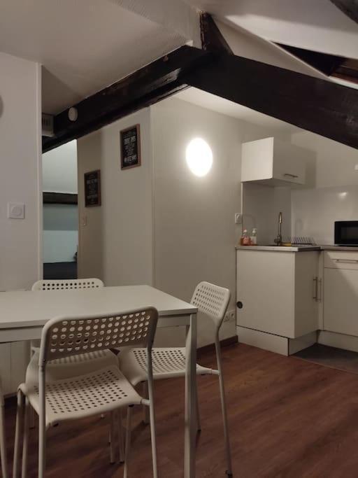 Studio Remois - Wifi/Netflix Reims Exterior foto